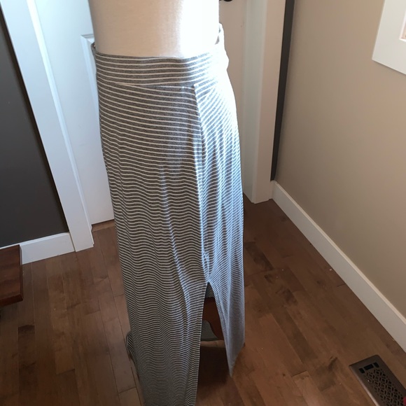 Medium maxi skirt - Picture 4 of 5